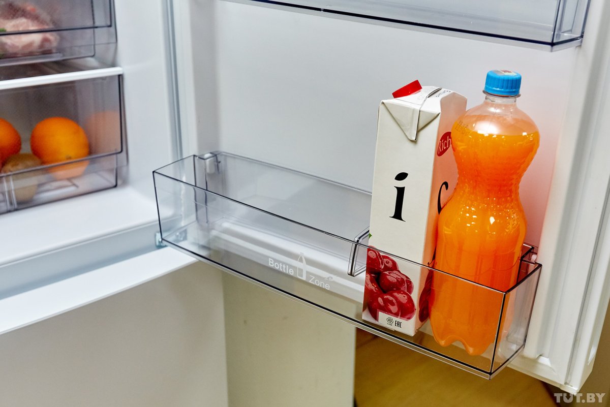 Сок в холодильнике