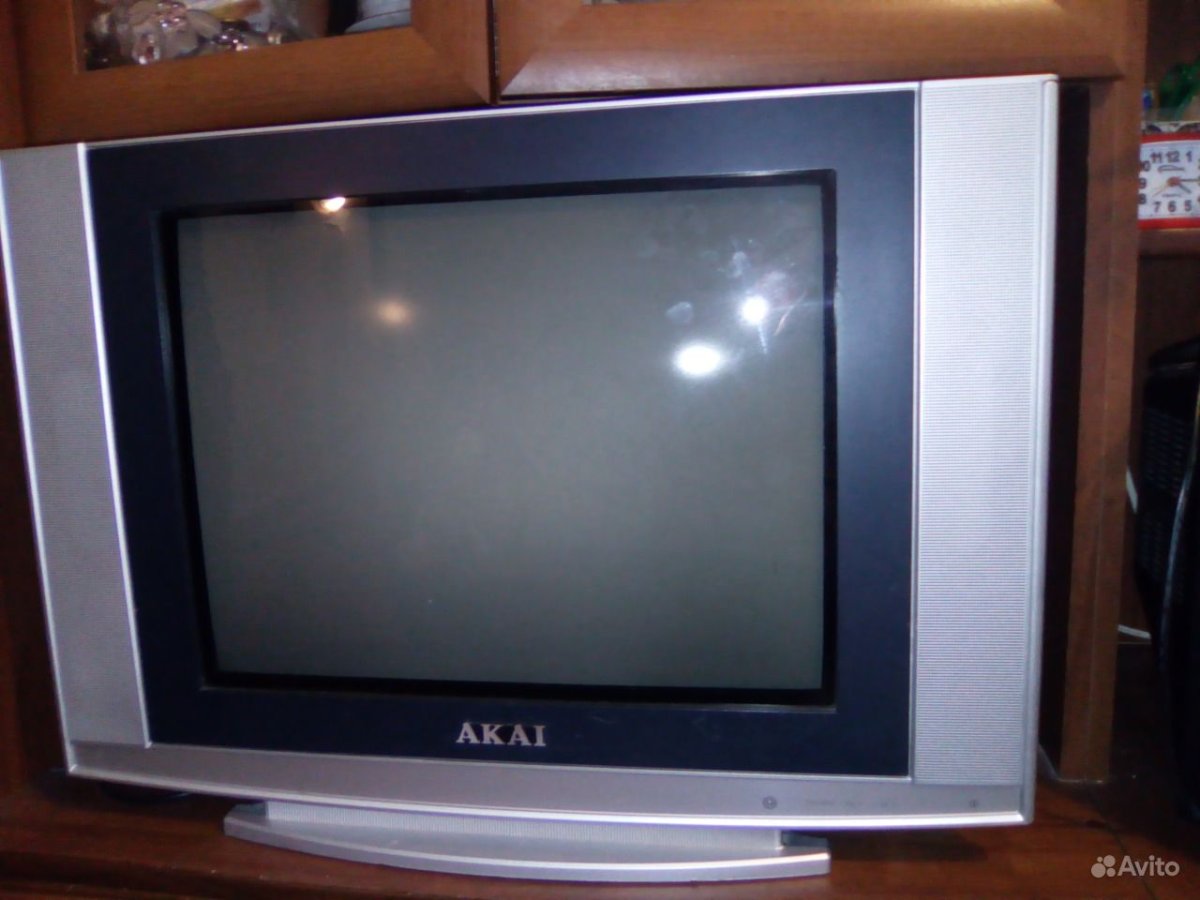Телевизор Akai LTA-32c904 32"