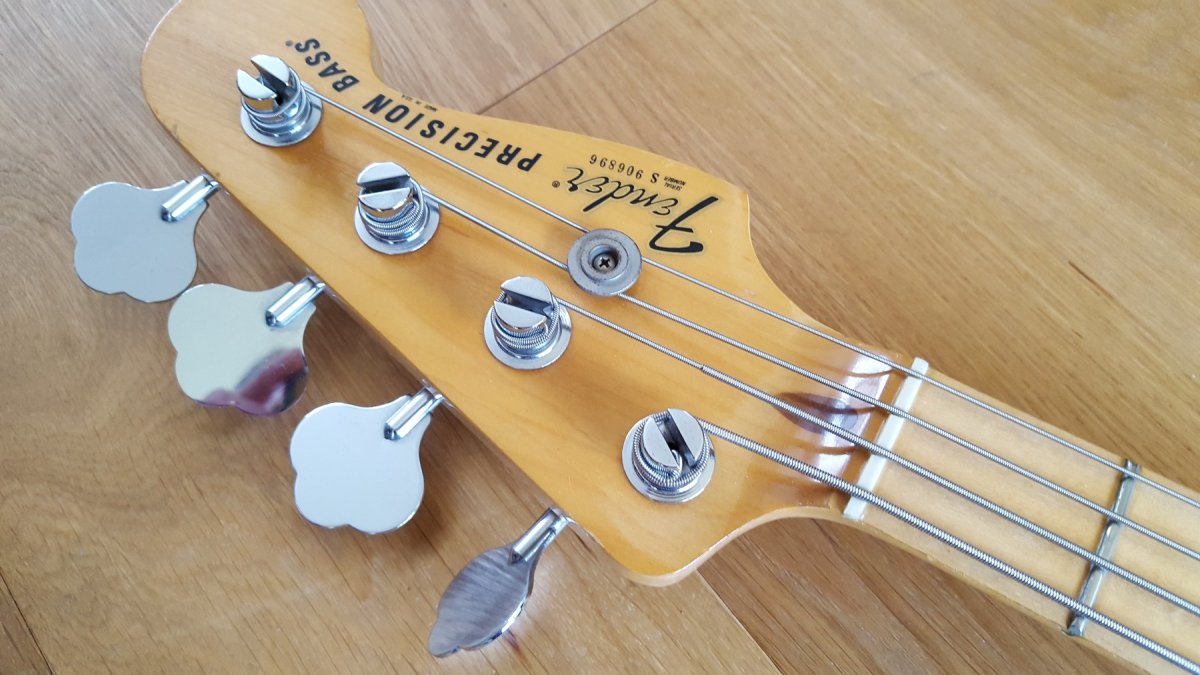 Гриф Fender Precision Bass