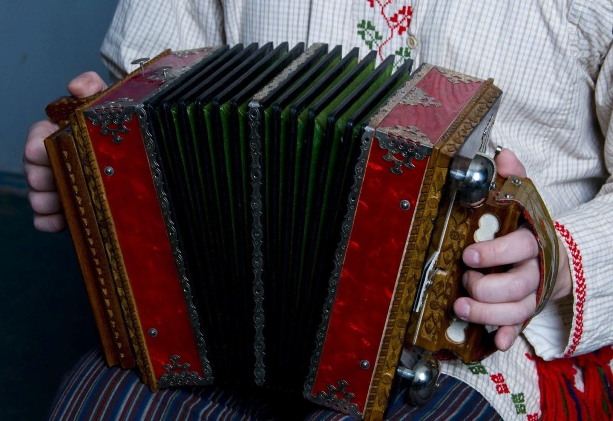 Марла-кармонь (Марийская гармонь)