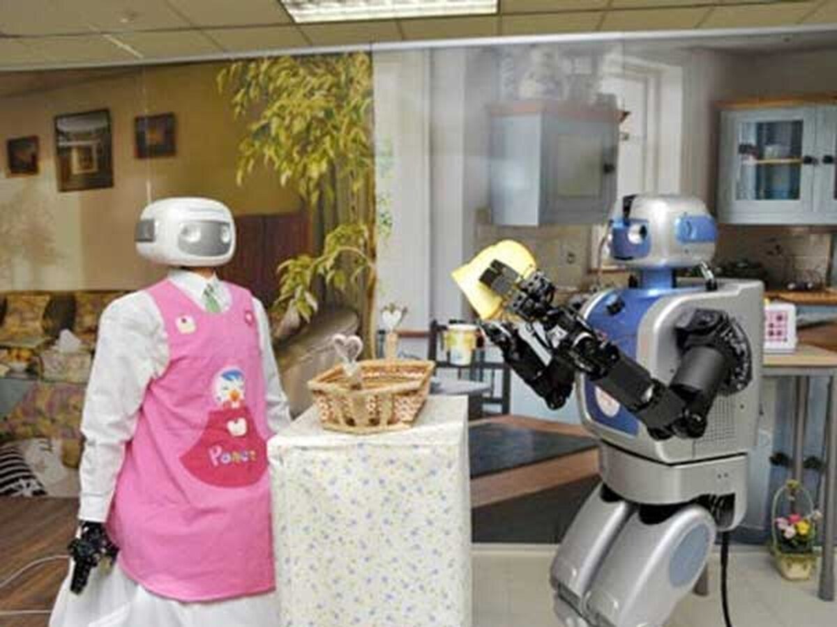 Роботы мечты и реальность. Робот Mahru-z. Роботы в быту. Роботы-помощники. Современные роботы помощники.