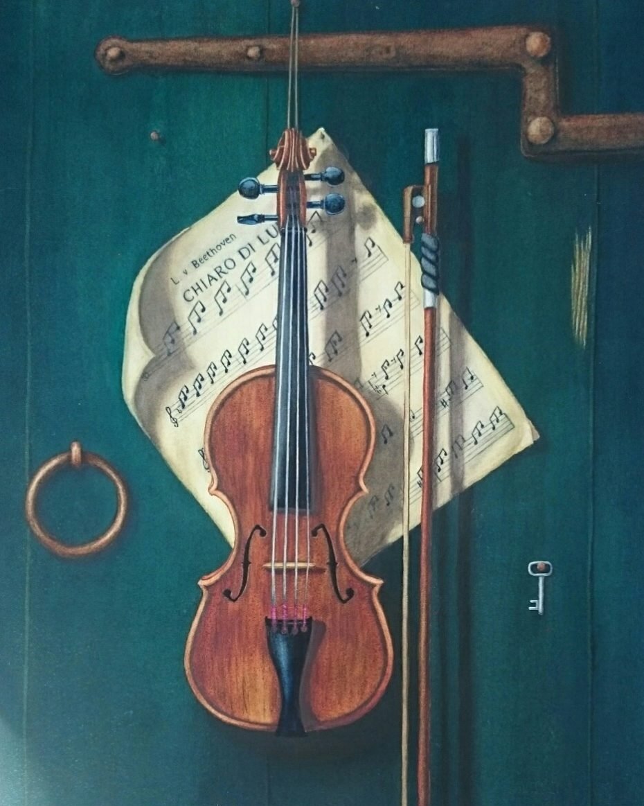 Старенькая скрипка. Старинная скрипка. Большая скрипка старинная. Старинная скрипка фото. Старая скрипка хареннт.