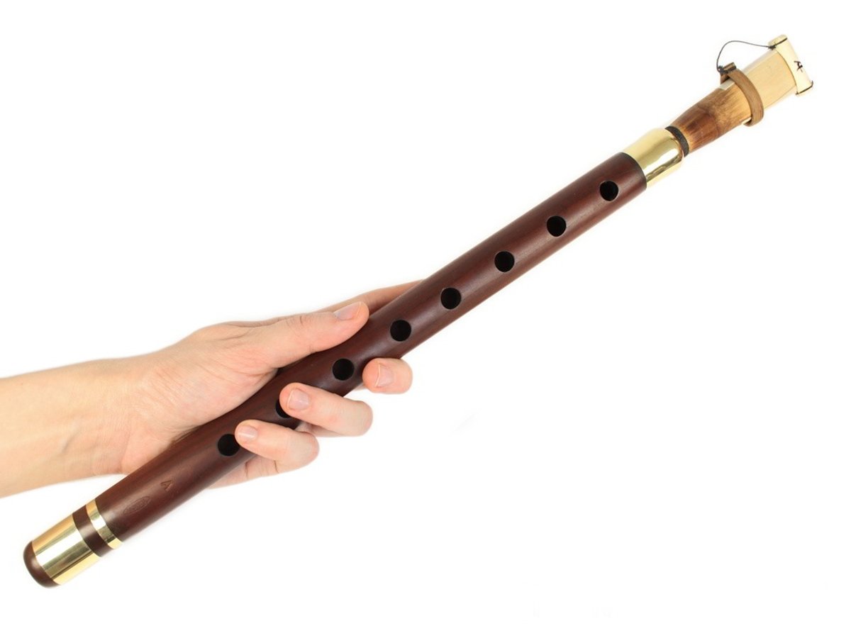 Армянский инструмент дудук