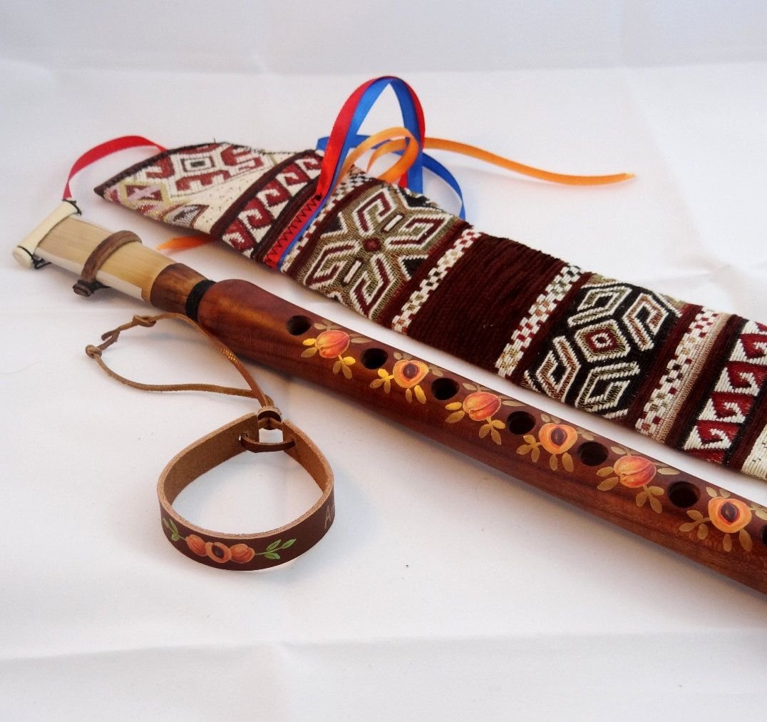 Музыкальный инструмент Армении дудук