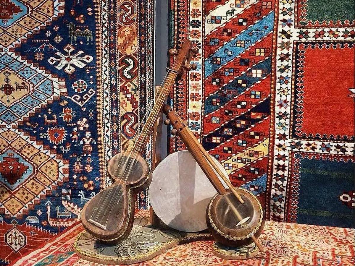 Национальные музыкальные инструменты Узбекистана