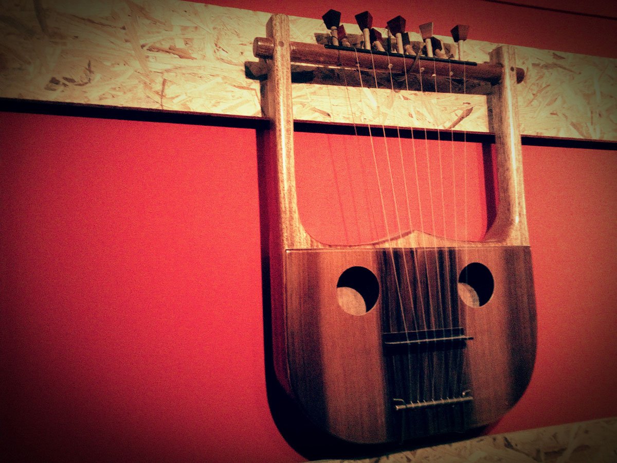 Древнегреческий музыкальный инструмент Кифара