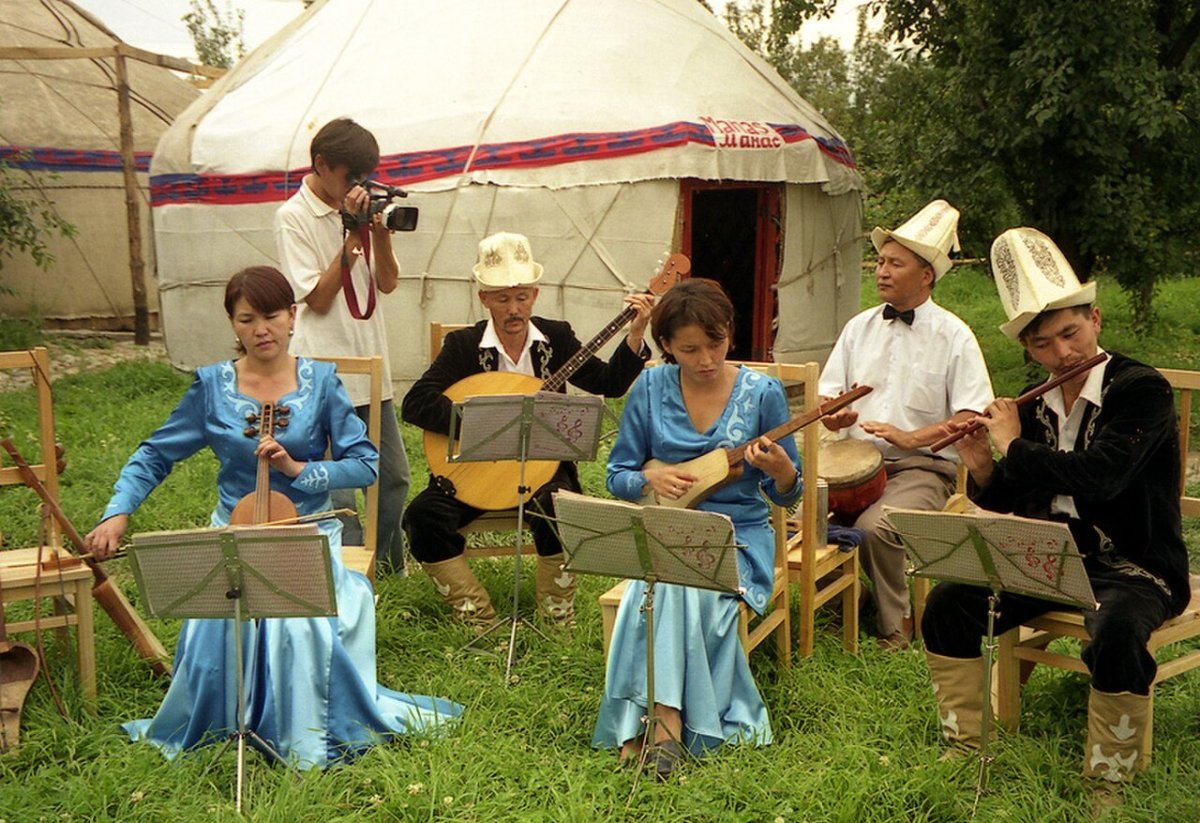 Кыргызские национальные музыкальные инструменты