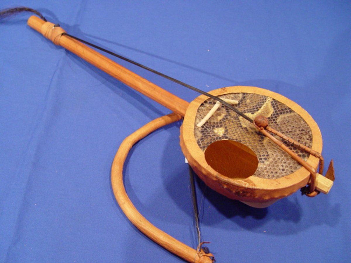 Рабанастр музыкальный инструмент