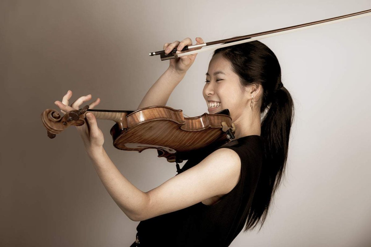 Irene Benito Violinist