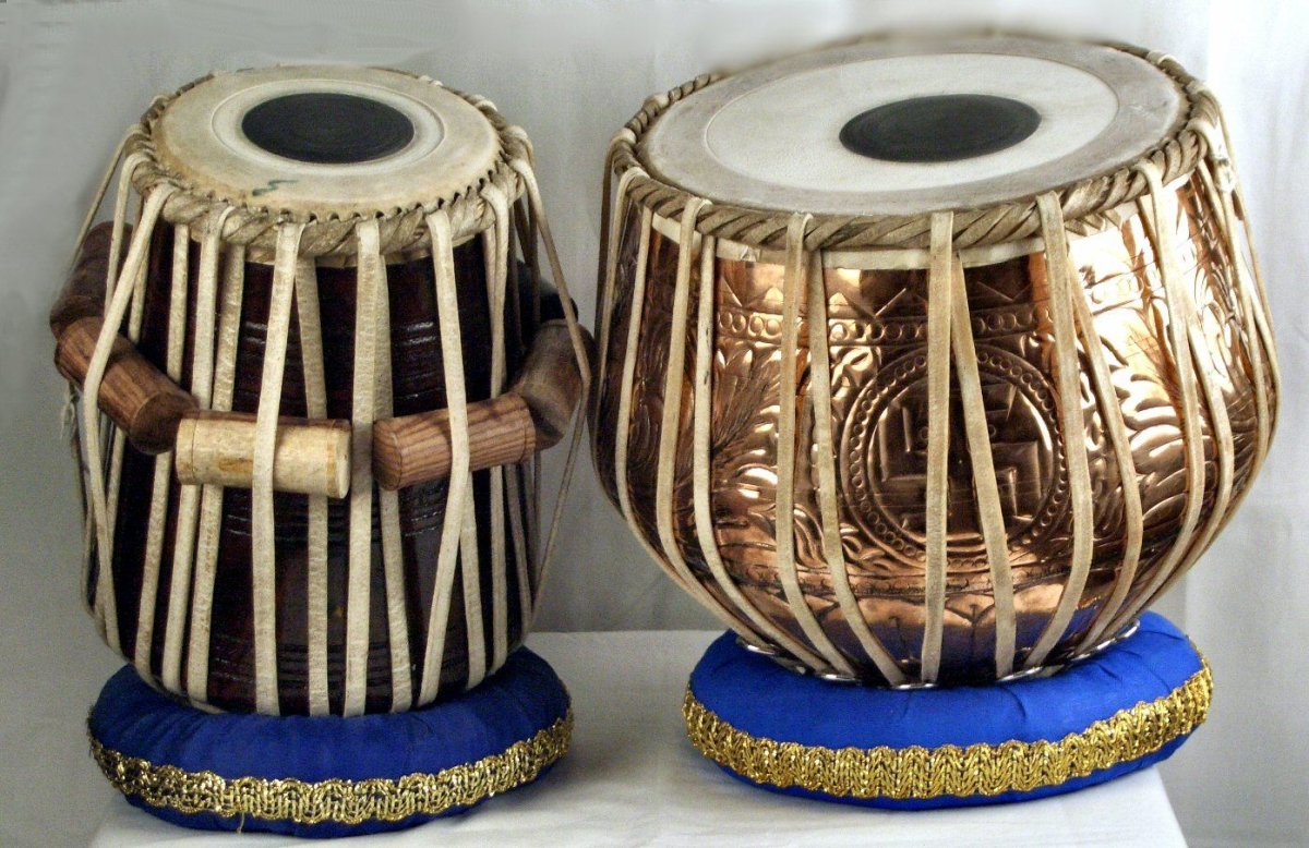 Индийский музыкальный инструмент Tabla