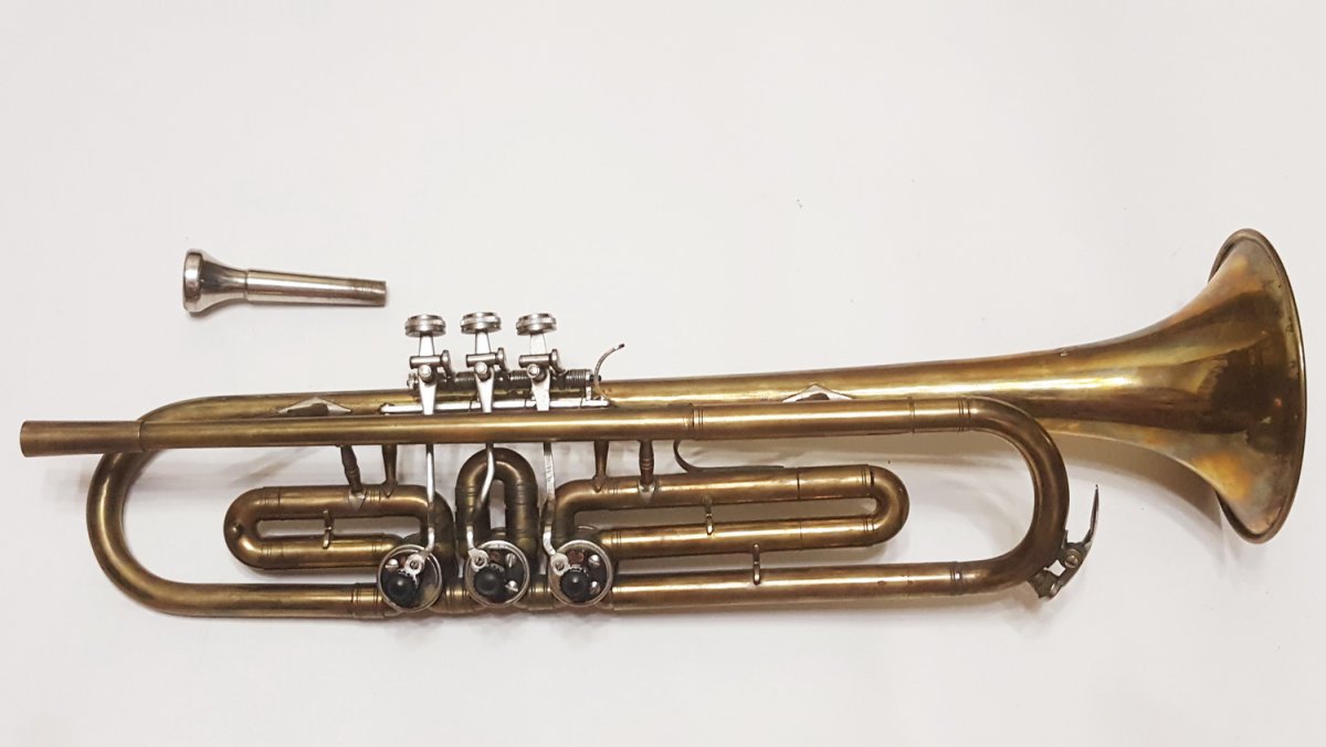 Труба Yamaha YTR-2330