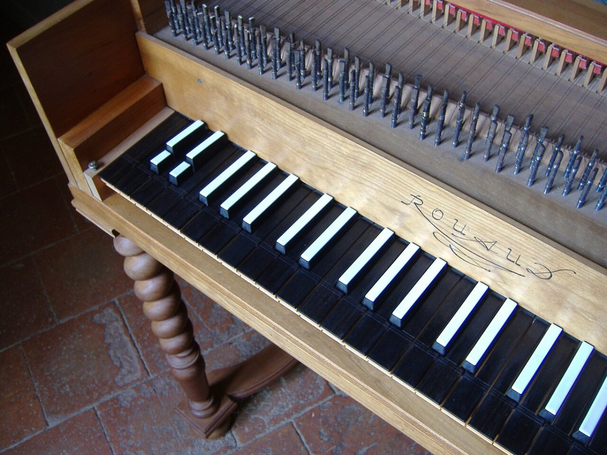 Клавикорд эпохи Возрождения