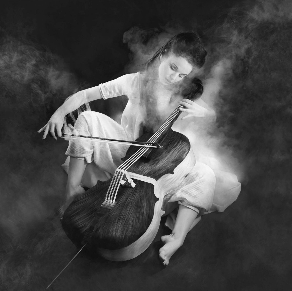 Девушка с виолончелью