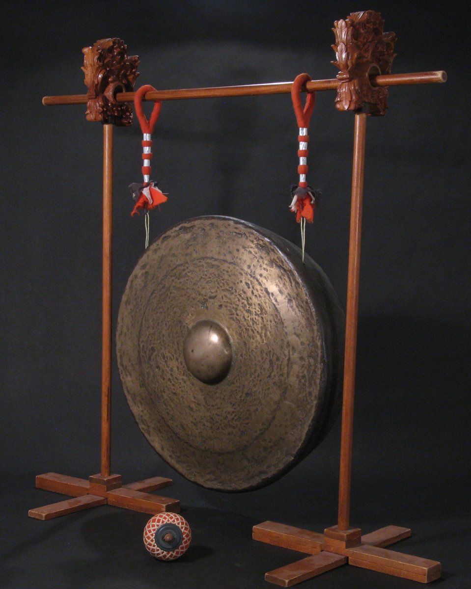 Гонг китайский инструмент