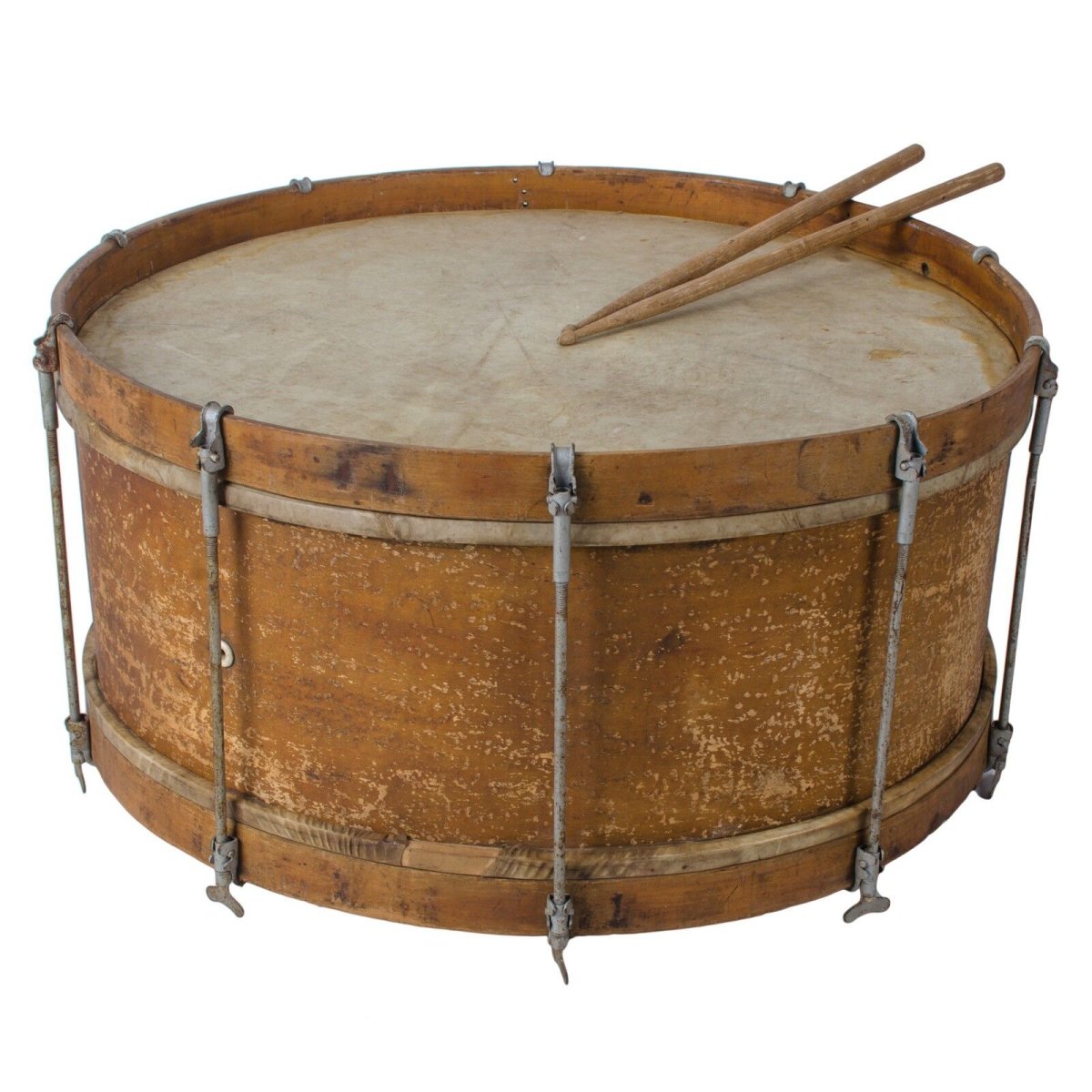 Большой барабан музыкальный инструмент