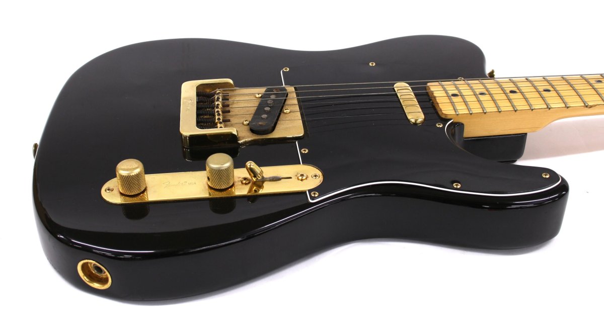 Fender Stratocaster черный