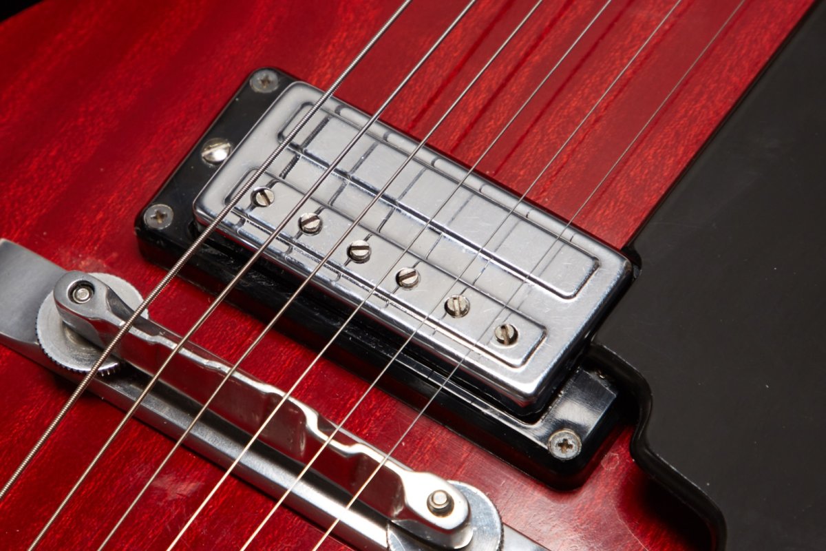 Чертежи электрогитары Fender Stratocaster