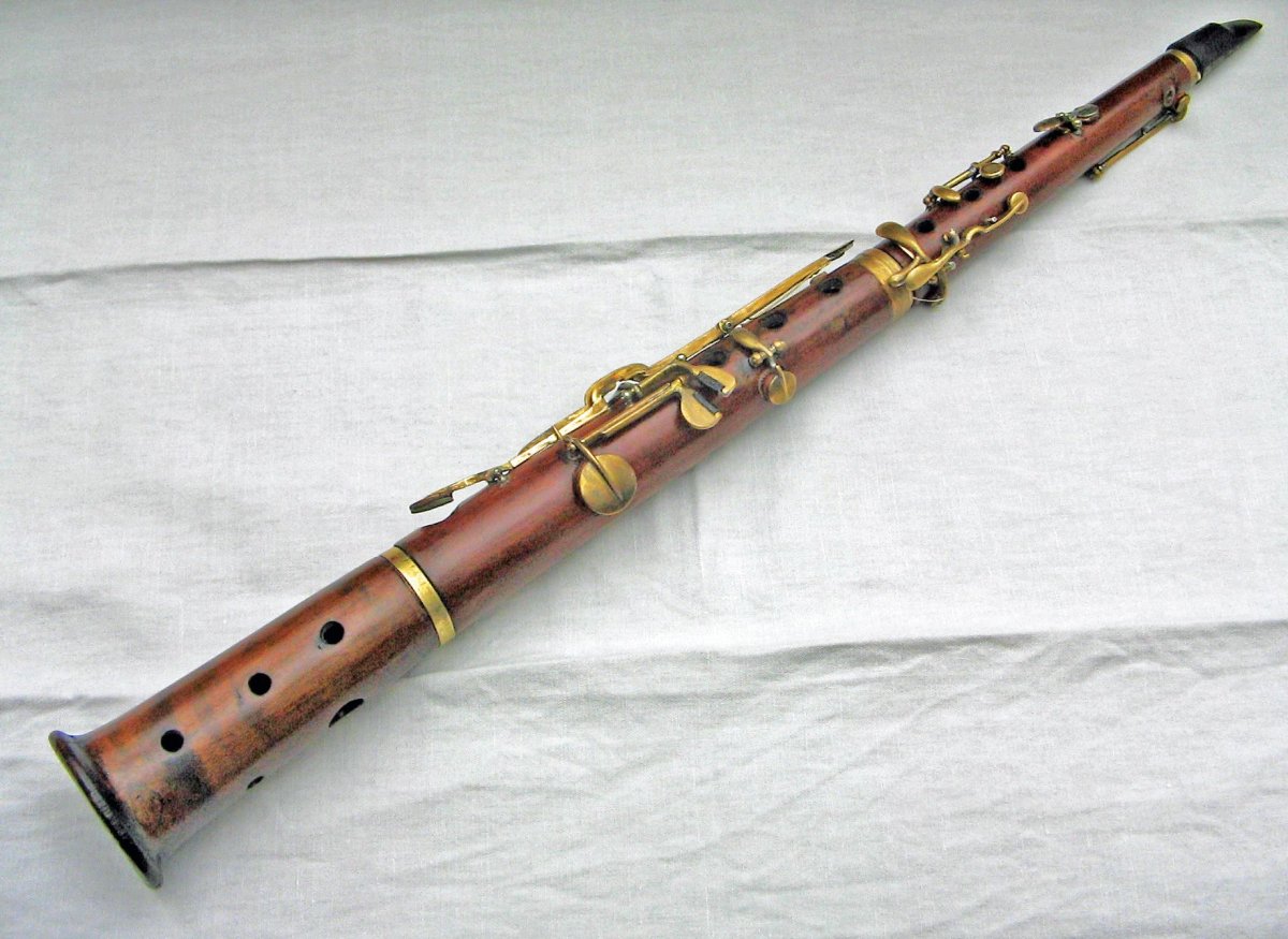 Фагот деревянный духовой музыкальный инструмент