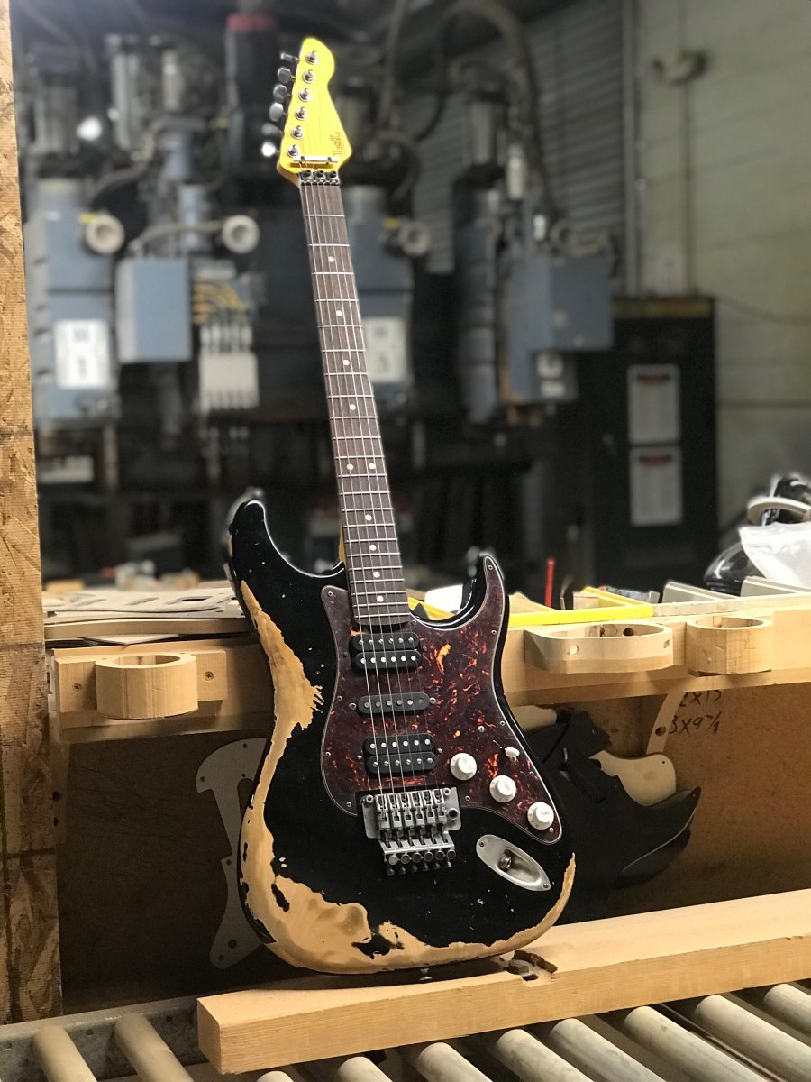 Fender электрогитара Superstrat