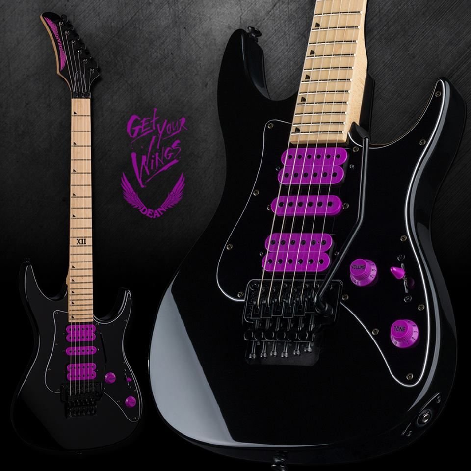 Черно фиолетовая гитара