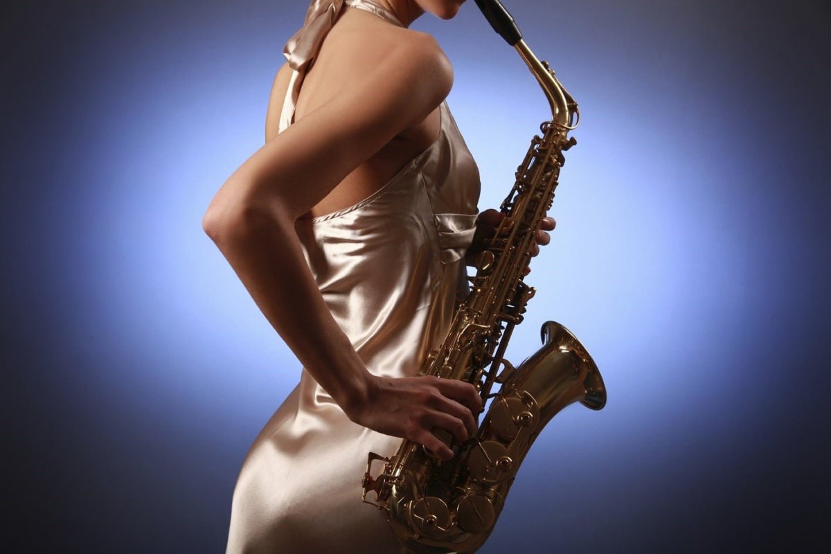 Женский саксофон