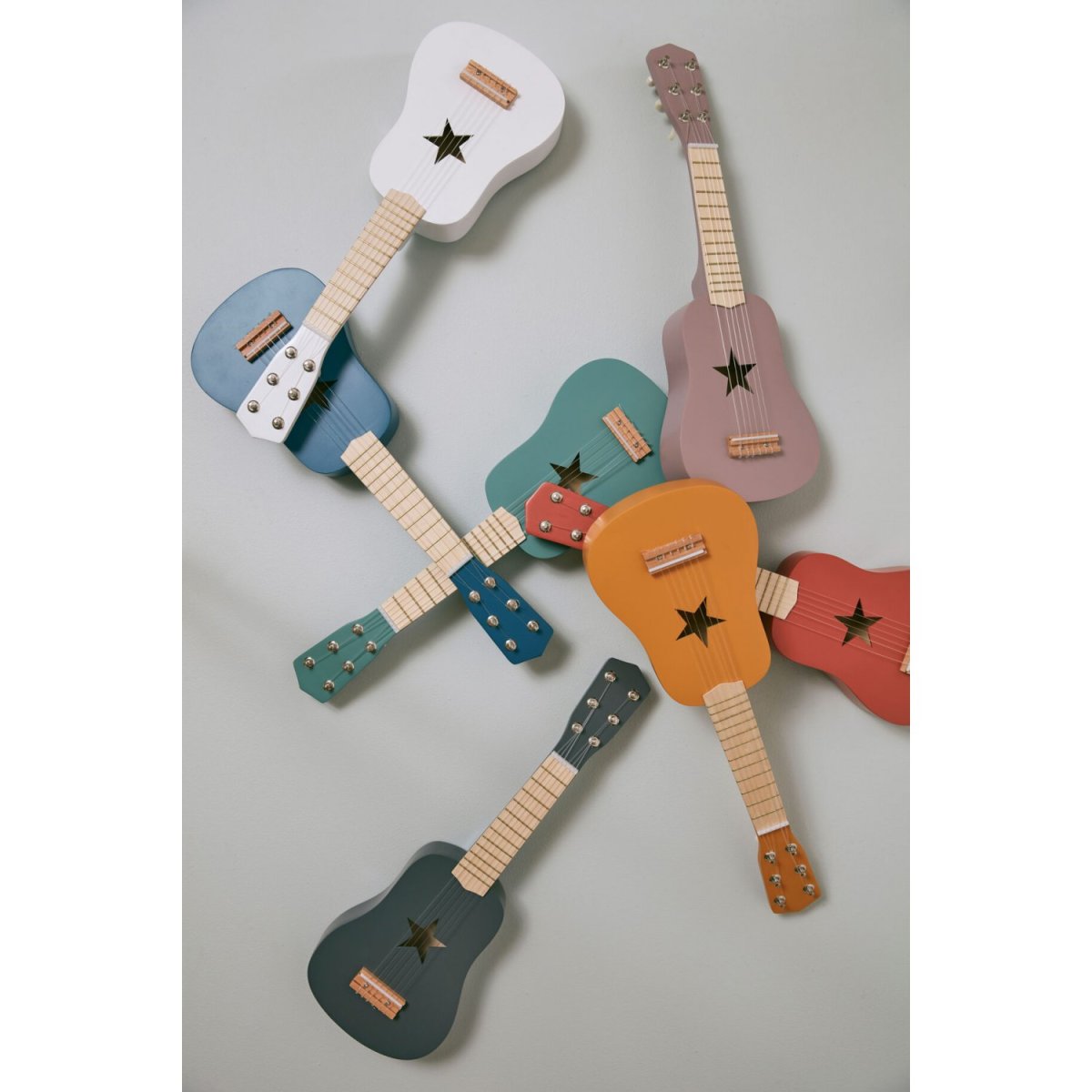 Игрушечные гитары для детей