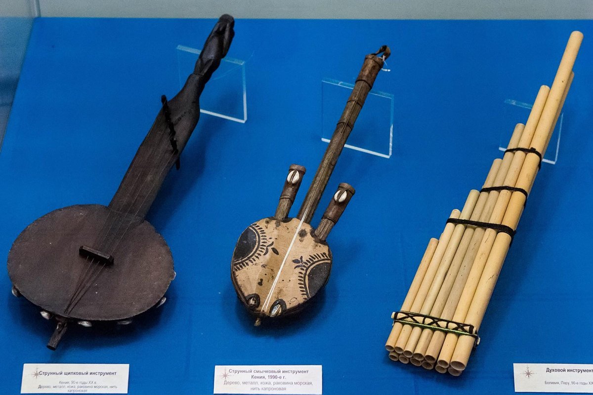Мексиканский струнный щипковый инструмент