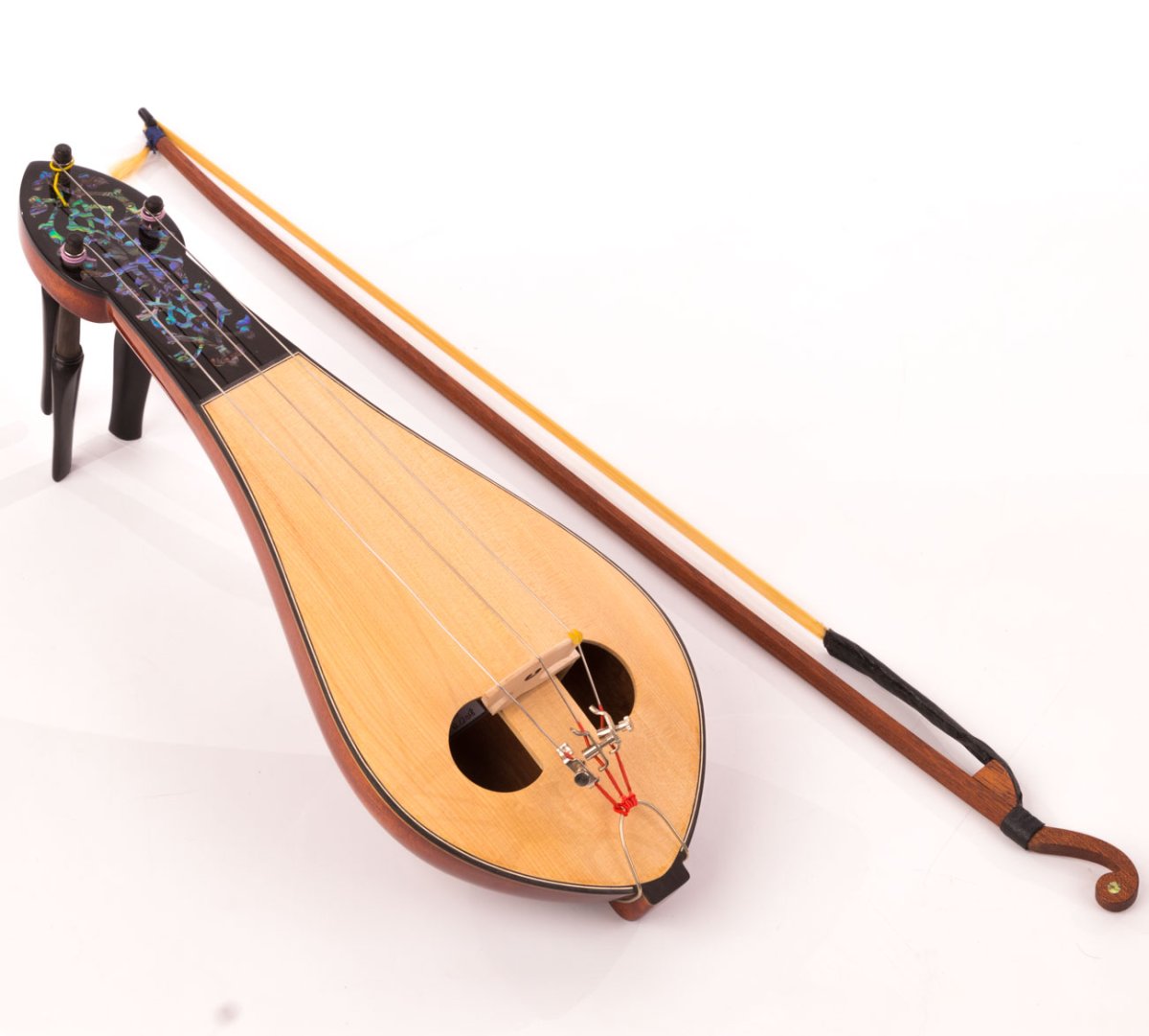 Турецкий инструмент кеманча