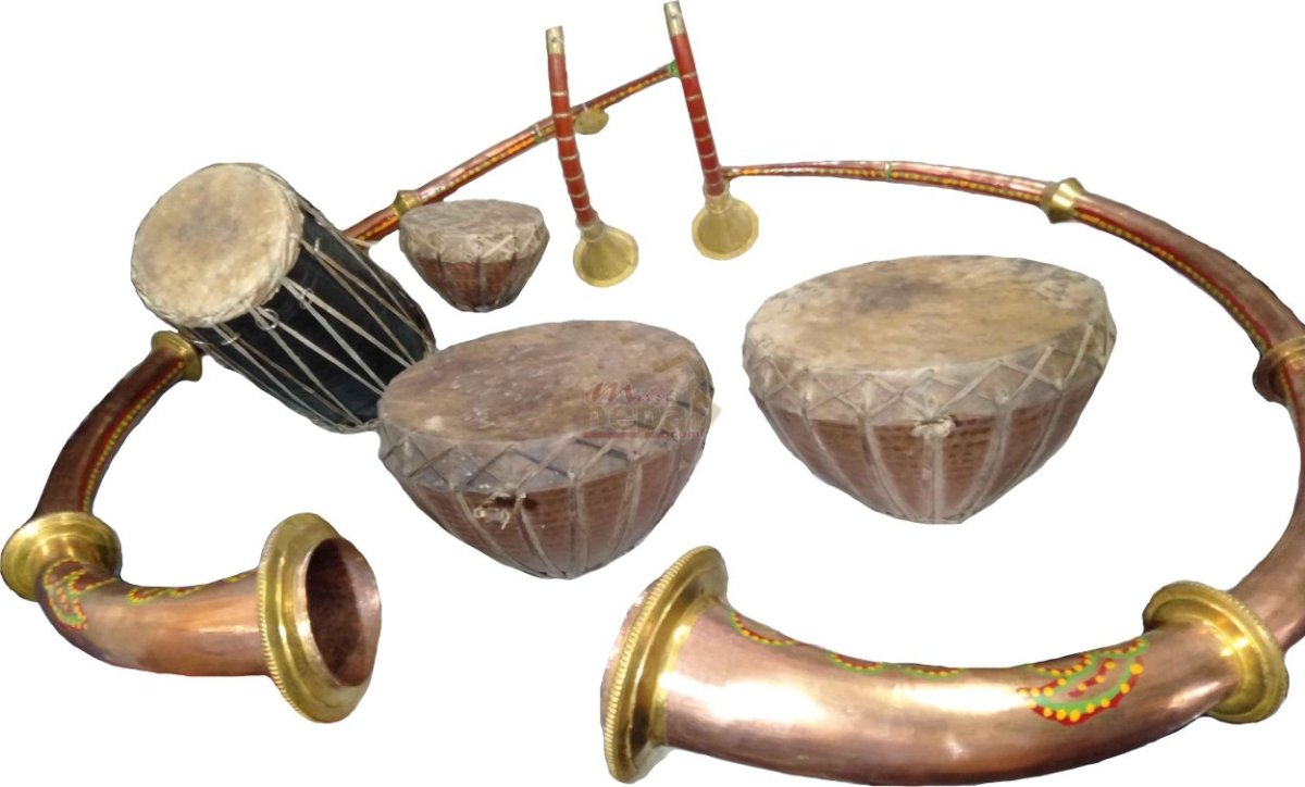Тар музыкальный инструмент