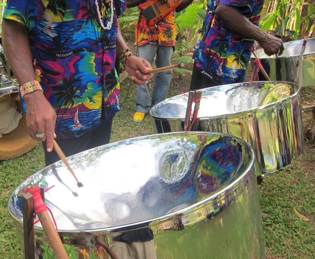 Ямайские музыкальные инструменты