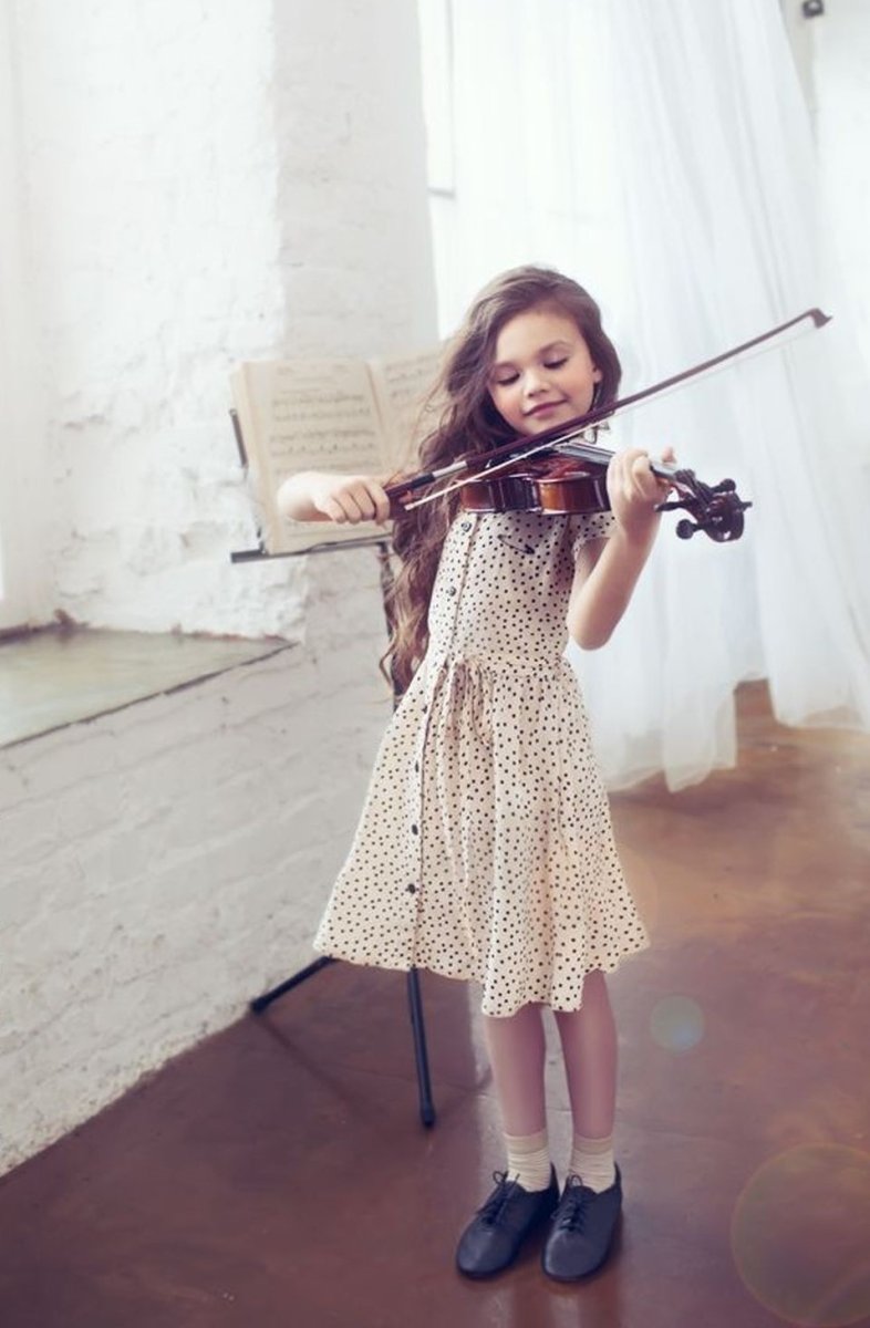Самые красивые детишки на руках скрипка