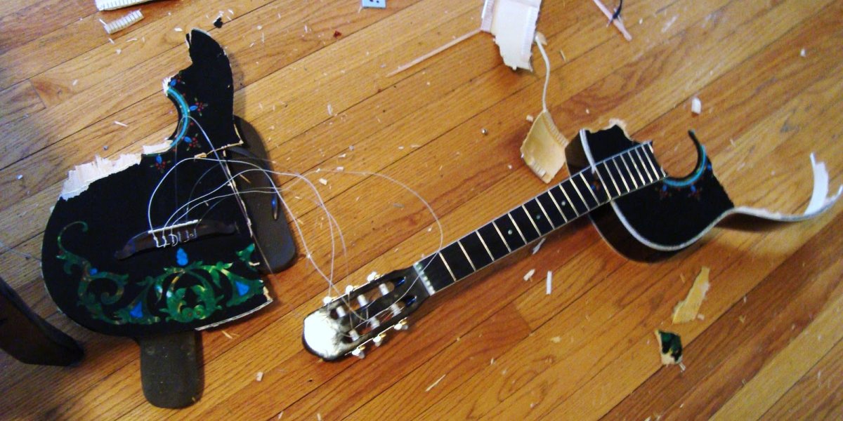Разбитые гитары