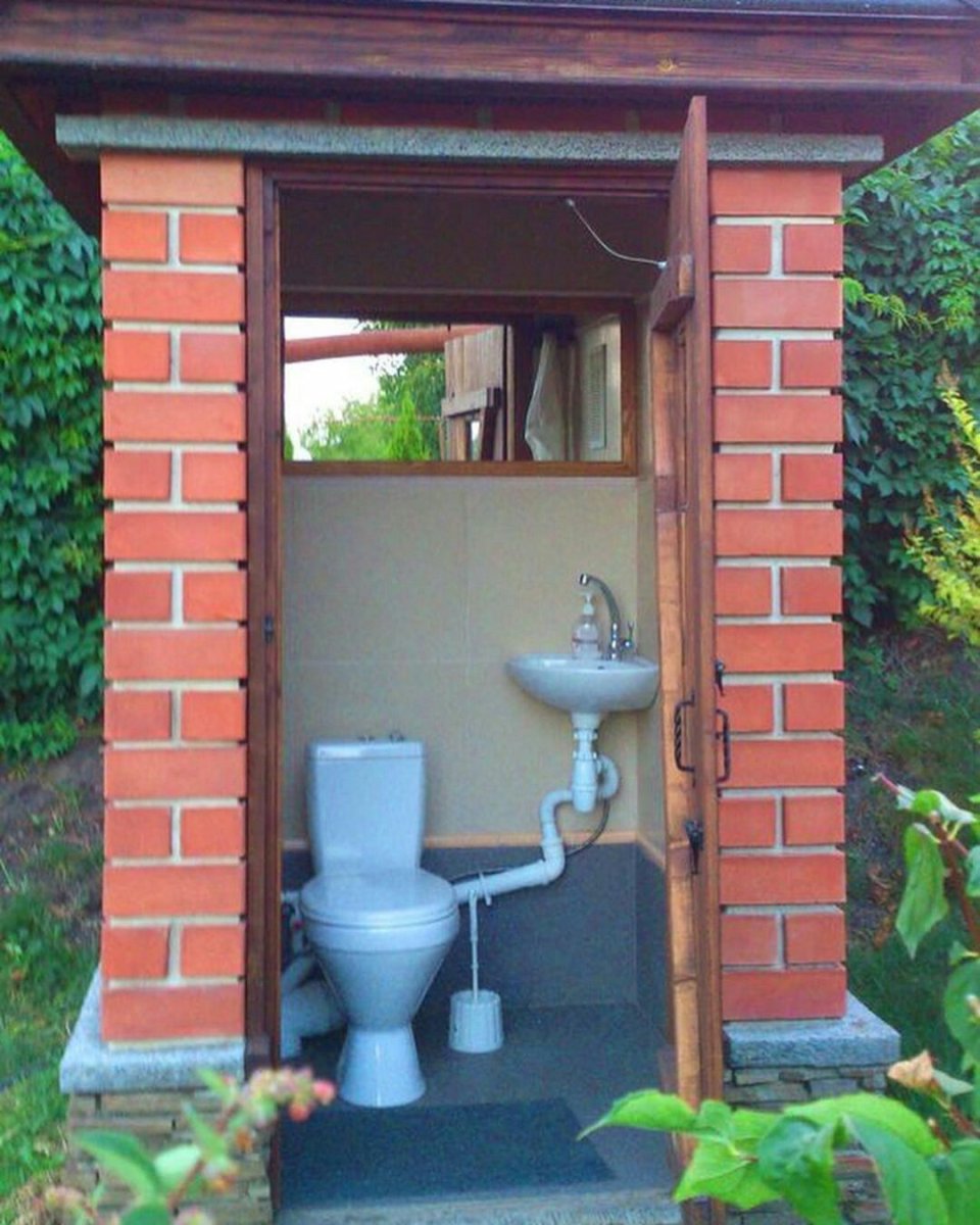Уличный туалет для дачи